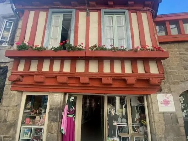 LOCAL COMMERCIAL A LOUER