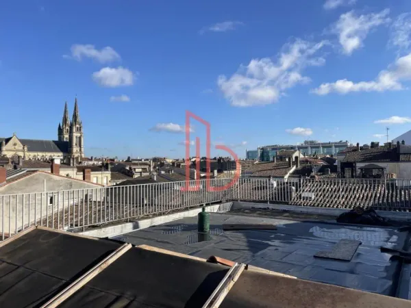 A vendre Bureaux 210m2 Bordeaux Jardin public quinconces