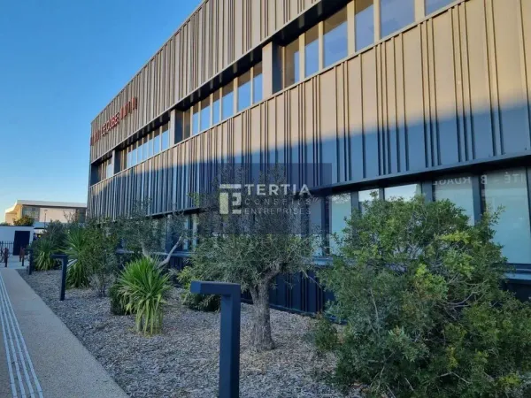 BUREAUX A VENDRE OU A LOUER