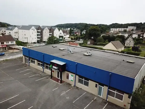 A vendre - Bâtiment commercial de 771 m2 - Secteur Montivilliers