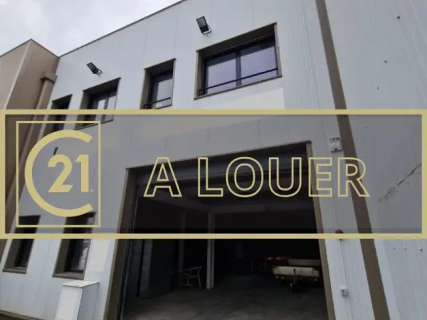 Sud de Caen - A LOUER - Locaux de stockage d'environ 935 m² 