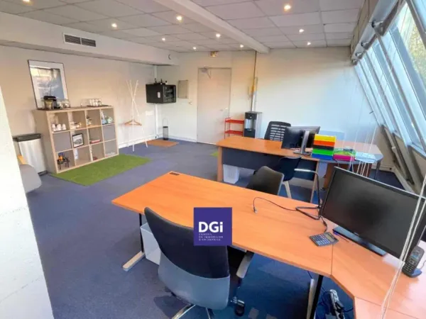 A vendre bureaux Nîmes Jean Jaurès 60 m2 1er étage