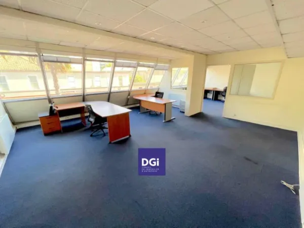 Location bureau Nîmes Jean Jaurès Pompidou 60m2
