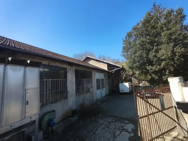 LOCAL D'ACTIVITE - VISIBILITE A VENDRE