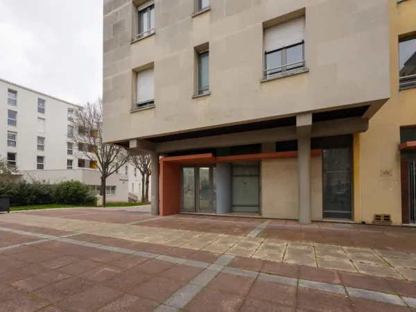 Bureaux - 450 m² - Cavaillon (84)