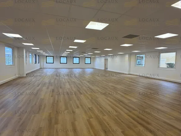 A LOUER - Bureaux 160 m² - GENNEVILLIERS