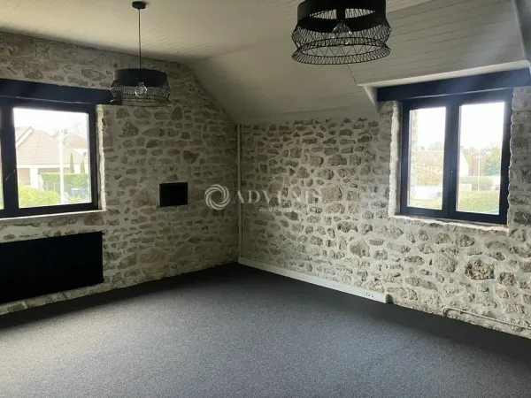 BUREAU A LOUER