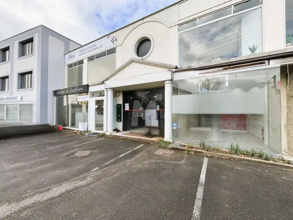 Location Commerce Sainte Genevieve Des Bois 91700