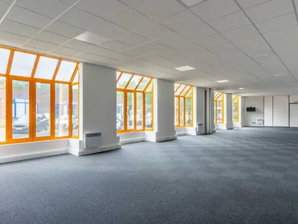 Location Local d'activités Croissy Beaubourg 77183