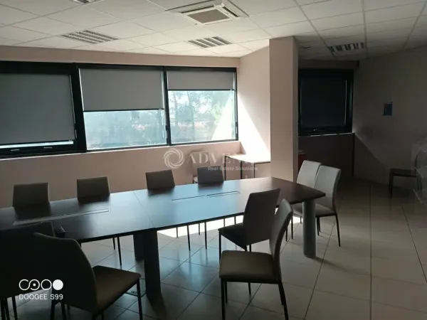 BUREAU A LOUER