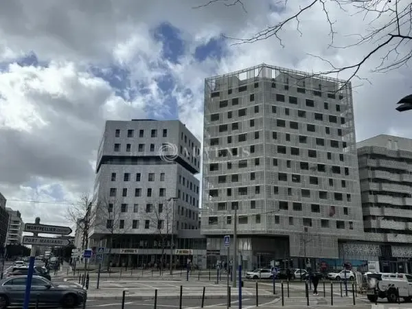 BUREAU A LOUER