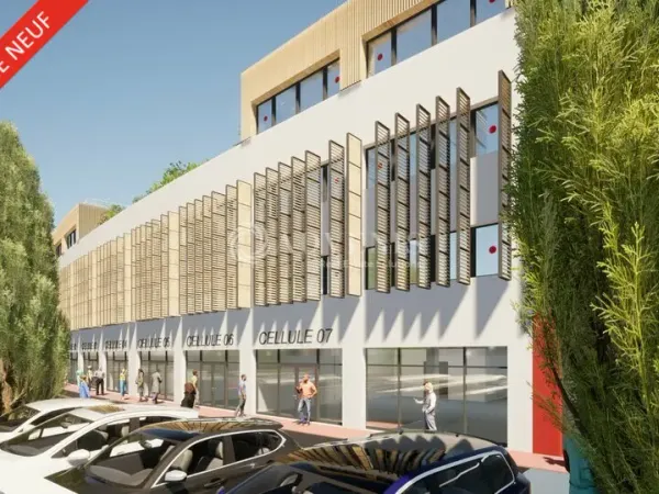 LOCAL COMMERCIAL A VENDRE