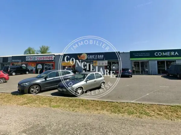 LOCAL COMMERCIAL A LOUER