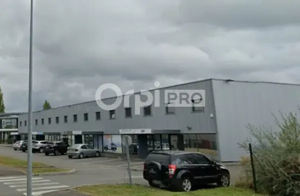 BUREAUX & ATELIERS A VENDRE