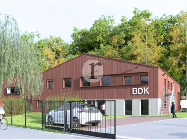 Locaux d'activités 970 m² à l'acquisition / CRT LESQUIN