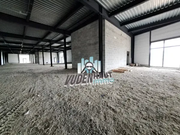 Local d'activité 2000 m²