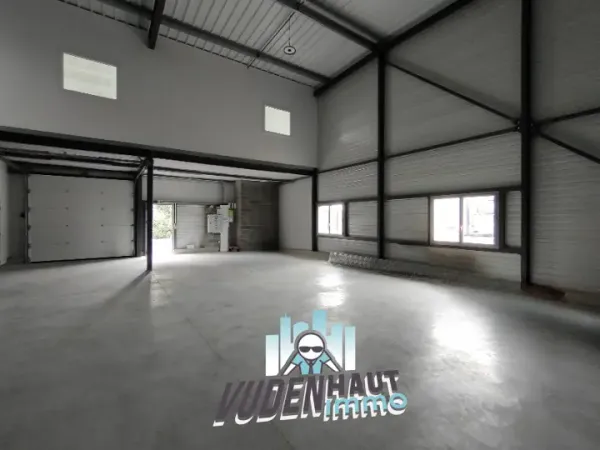 Local d'activité 426 m²