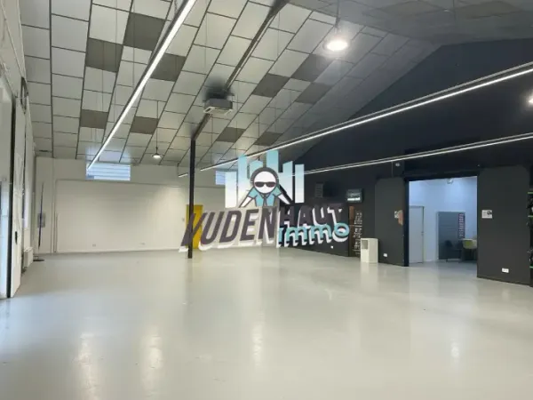 Local commercial 641 m²