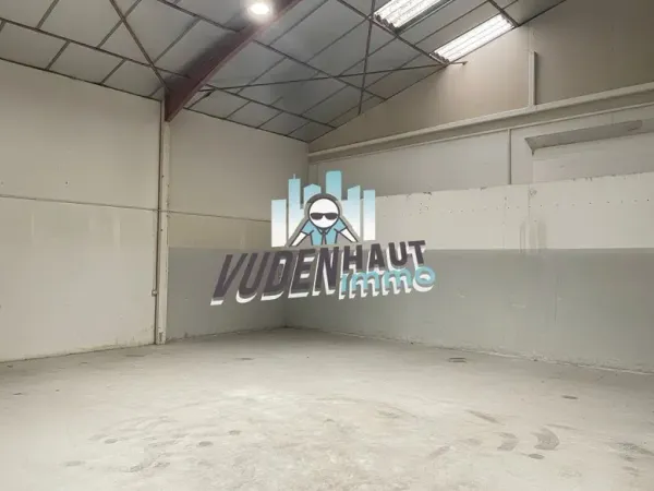 Local d'activité 461 m²