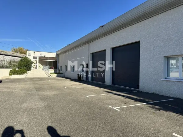 Local d'Activités à DECINES CHARPIEU - A LOUER - 1440 m² divisibles à partir de 274 m²