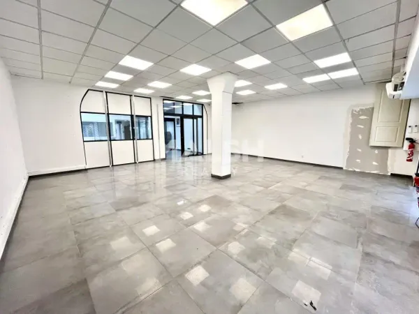 À VENDRE OU À LOUER - Local commercial - 150 m² - LYON 6