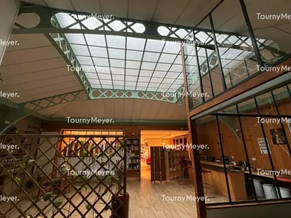 LOCAL COMMERCIAL A VENDRE