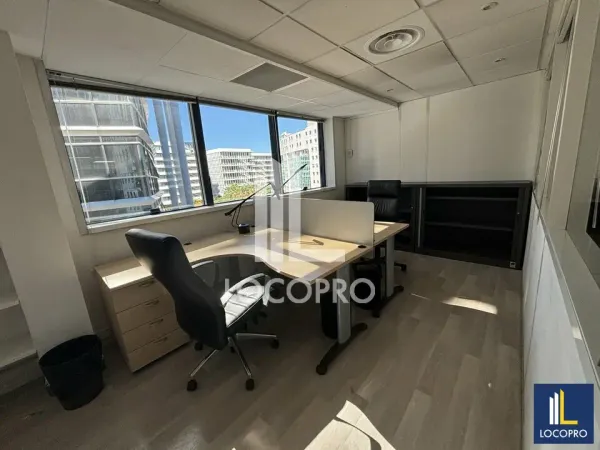 A LOUER - BUREAUX - 18 M2 - NICE ARENAS