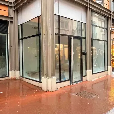Location Commerce Rouen 76000