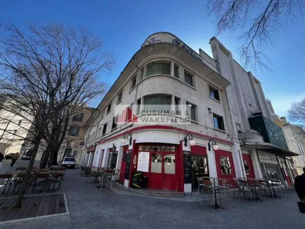 LOCAL COMMERCIAL A VENDRE