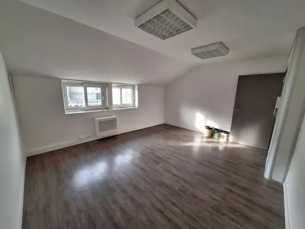 Location Bureau Paris 75008 