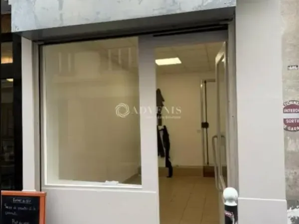 LOCAL COMMERCIAL A VENDRE