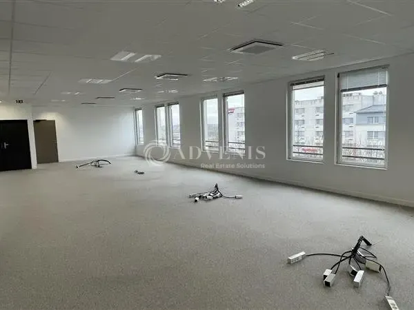 Bureaux au Centre Urbain A VENDRE