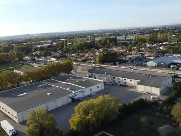 À louer - Entrepôt de 1 875 m² à Vedène à proximité d'Avignon - Vaucluse (84)