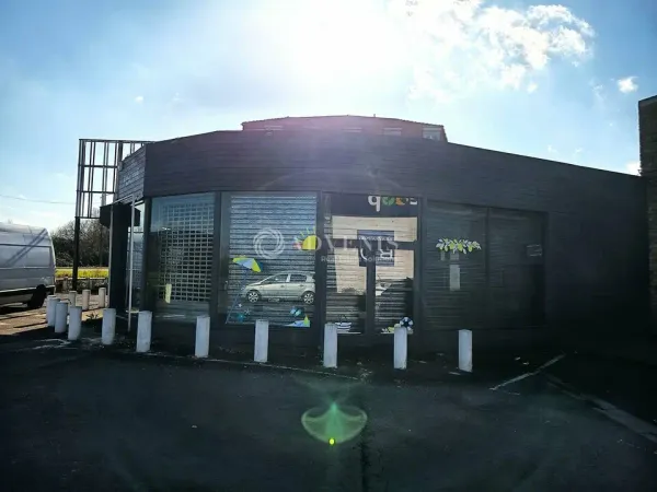 Local commercial A LOUER