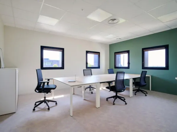 Bureaux à louer . Bureau Privatif et Coworking - Le Mans - 72000