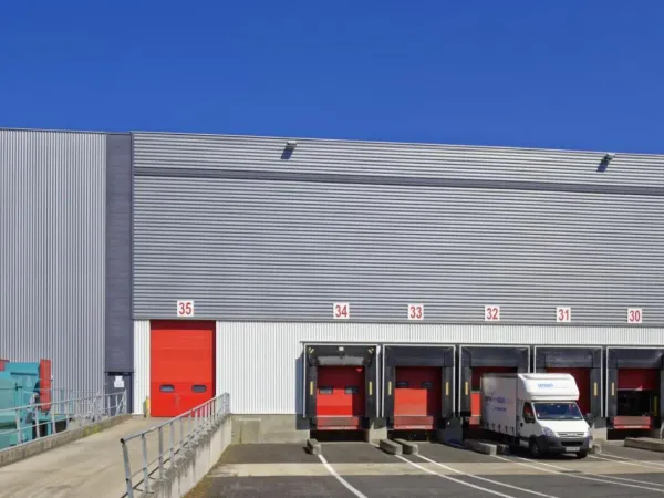 Entrepôt de 5749m²