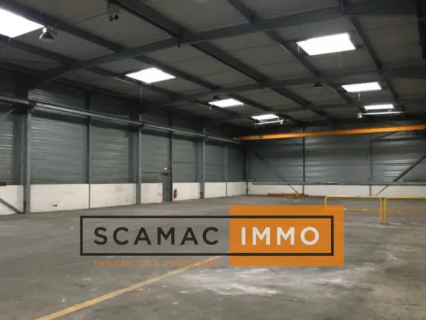 Local d'activités de 1622m²
