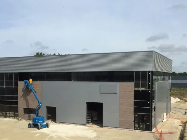 Local d'activités de 491m²