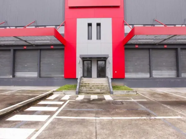 Entrepôt de 3433m²