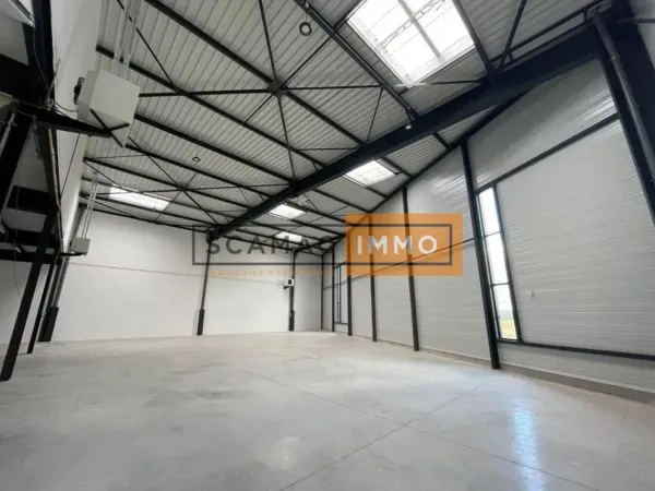 Local d'activités de 580m²