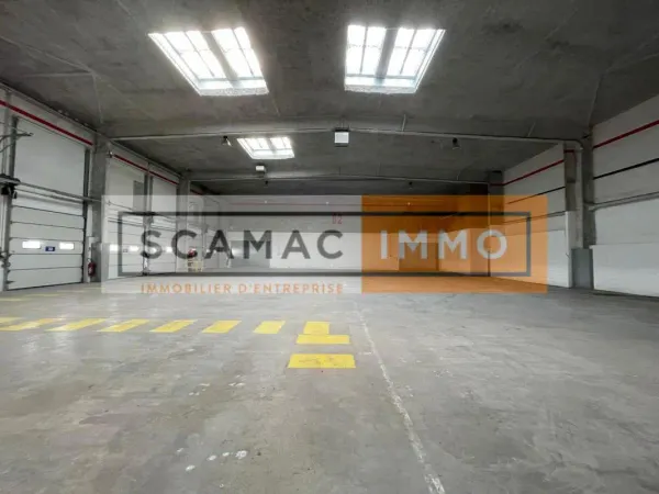 Entrepôt de 2513m²