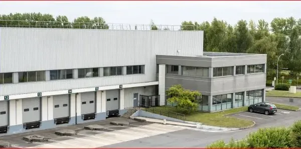 Entrepôt de 4849m²
