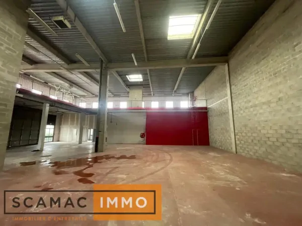 Local d'activités de 700m²
