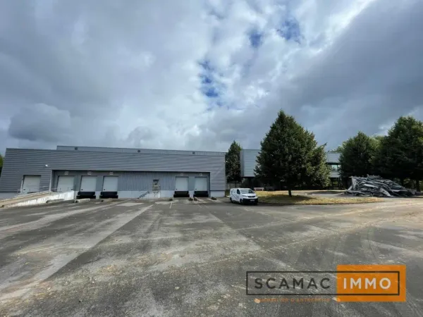 Entrepôt de 8065m²