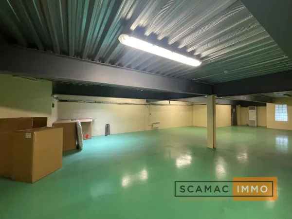 Local d'activités de 625m²