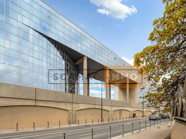 Bureau de 755m²