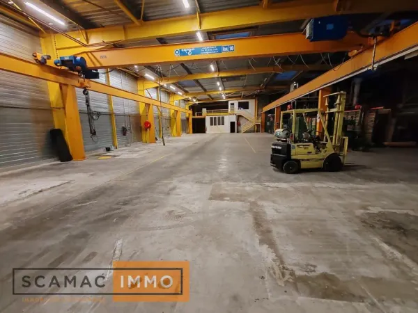 Entrepôt de 1483m²