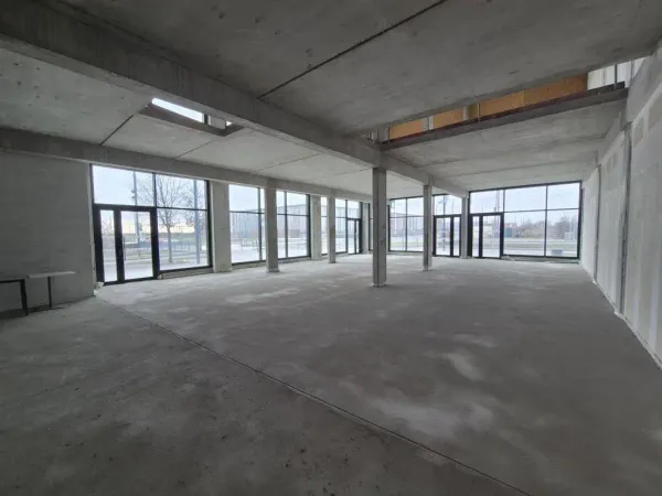 Local commercial de 663m²