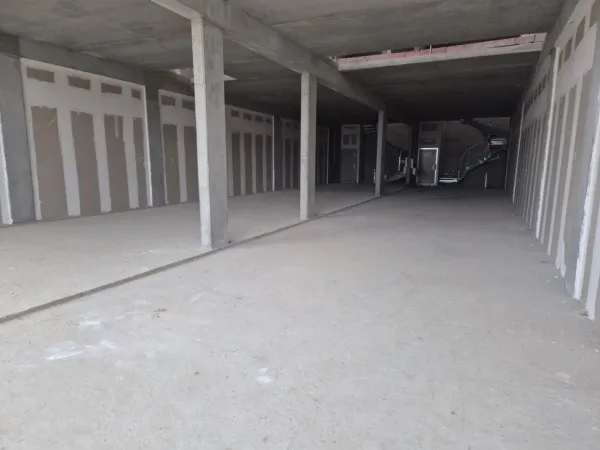 Local commercial de 568m²