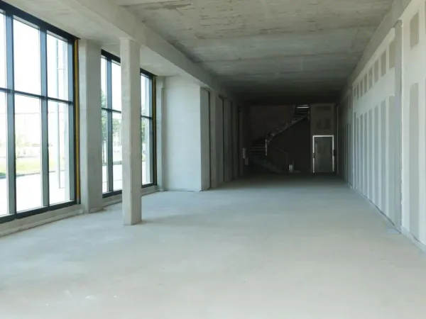 Locaux mixtes de 286m²
